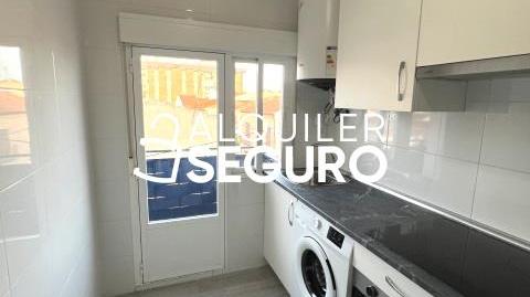 Photo 5 of Flat to rent in Arboledas, Parque Manuel de Vega - Carretera de Ugena, Toledo
