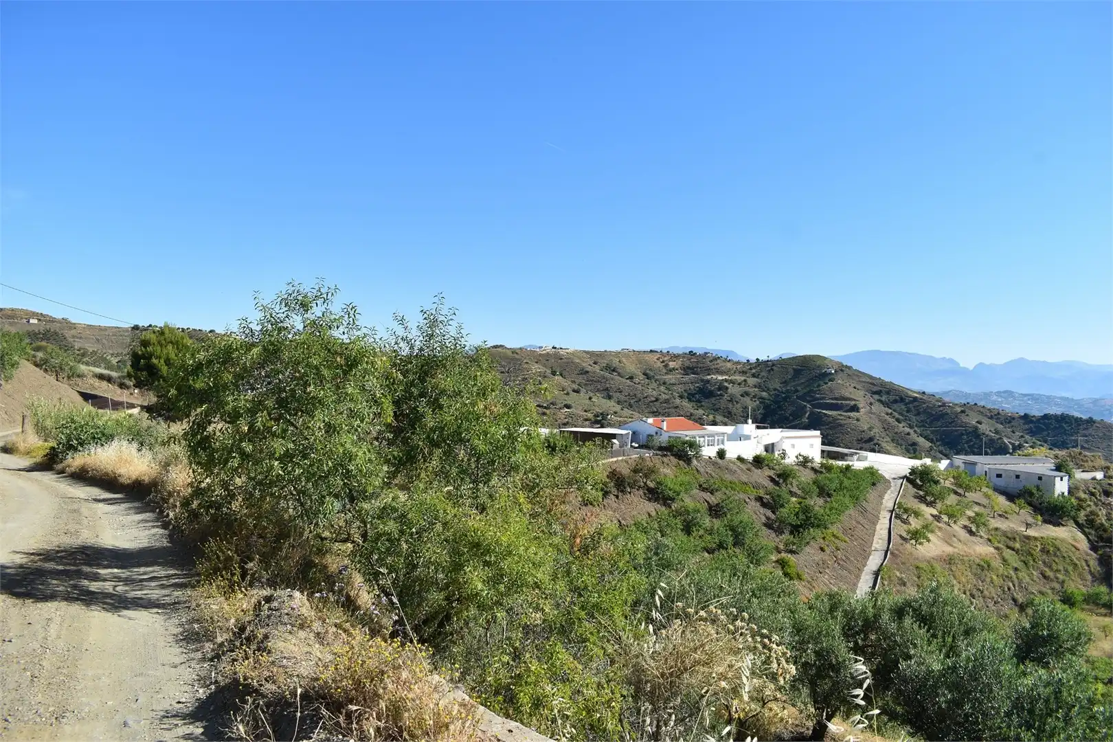Country homes for sale in Iznate  with Air Conditioner, Private garden and Terrace