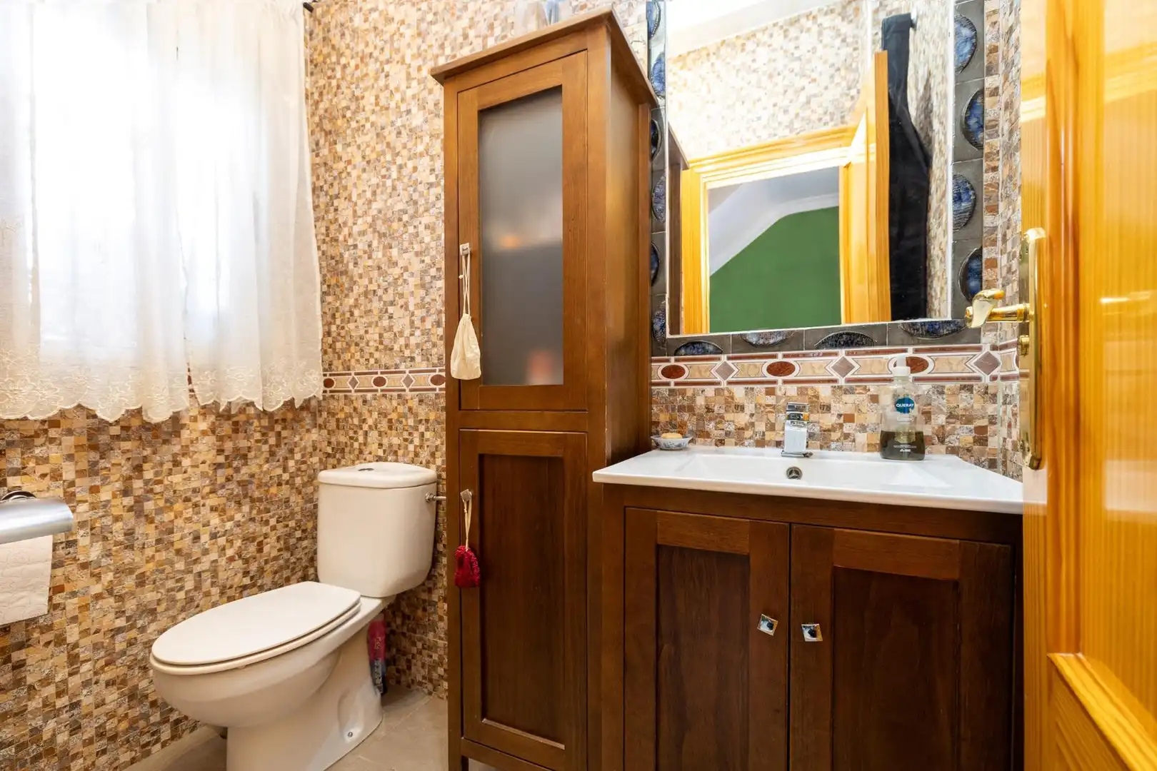 Baño de Casa o chalet en venta en Cúllar Vega con Aire acondicionado, Calefacción y Jardín privado