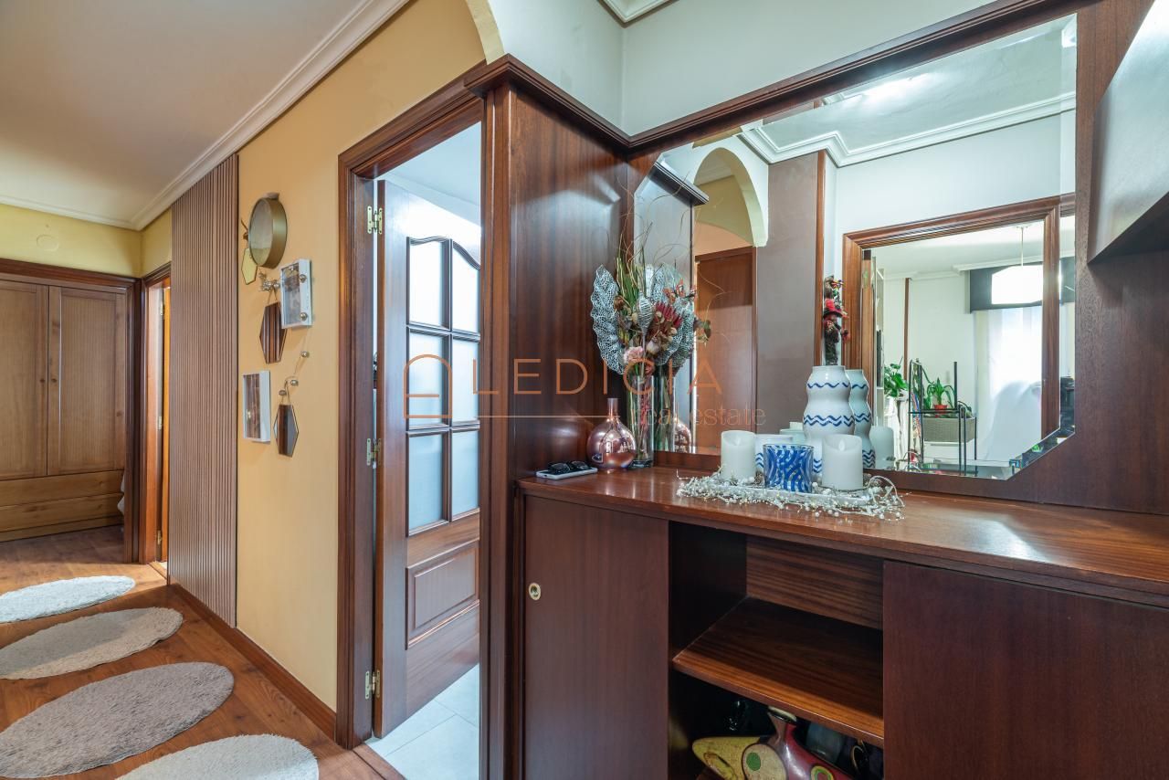 Piso en venta en Vigo  con Parquet y Trastero