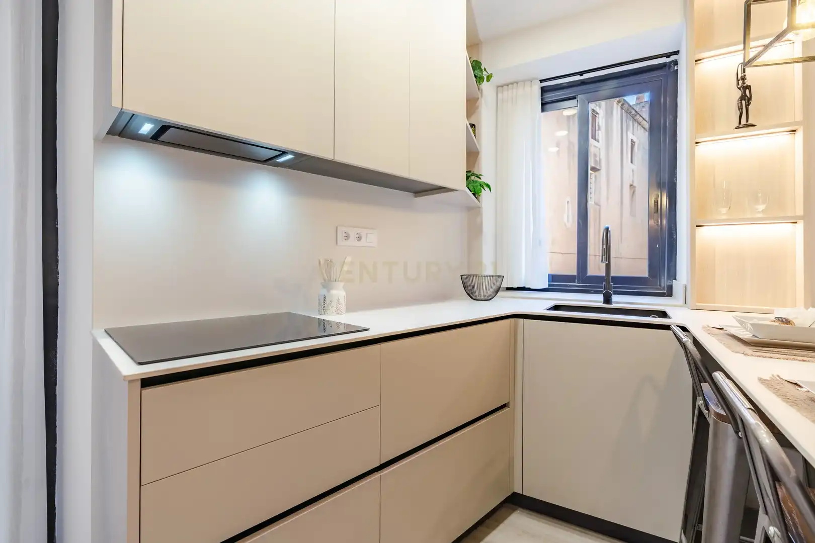 Cocina de Casa o chalet en venta en Vilanova i la Geltrú con Aire acondicionado y Alarma