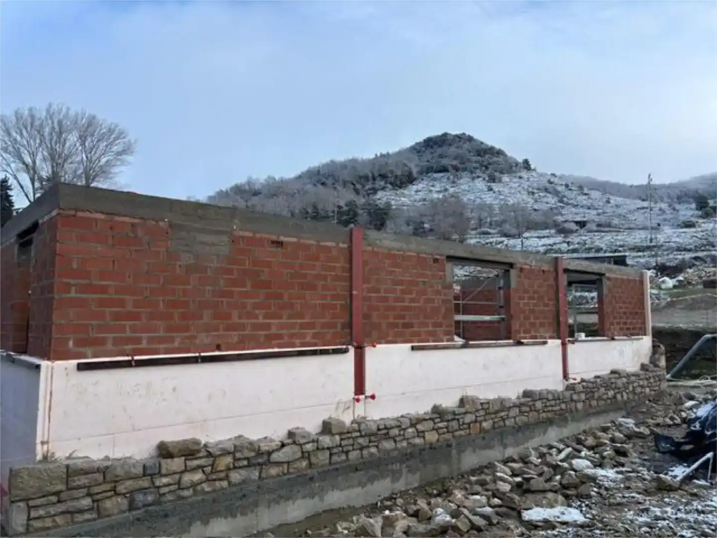 Vista exterior de Casa adosada en venda en Tavertet amb Aire condicionat, Jardí privat i Balcó