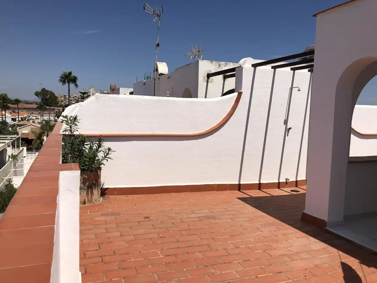 Casa o chalet de alquiler en José Barrera, Playamar - Benyamina