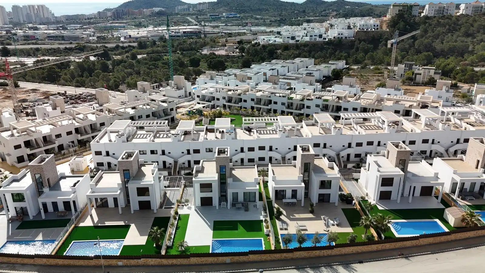 Chalet con piscina en venta en Calle EQUADOR, imagen 42