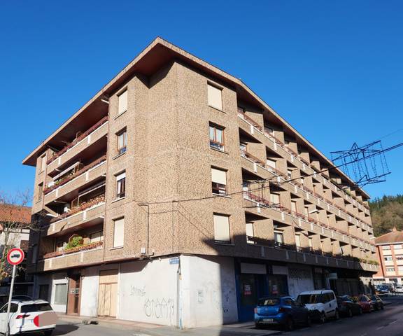Piso en Venta en Zalla