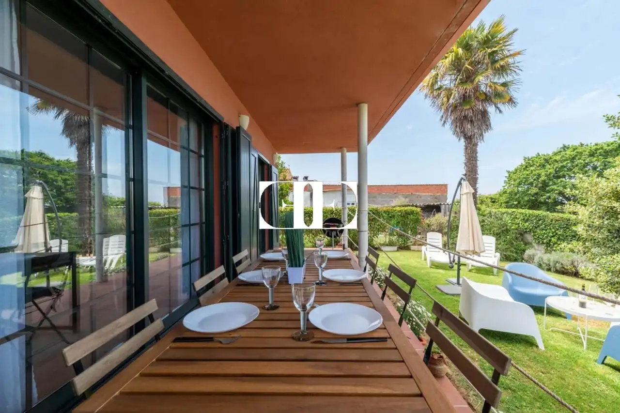 Terrassa de Casa o xalet de lloguer en Vigo  amb Calefacció, Jardí privat i Moblat