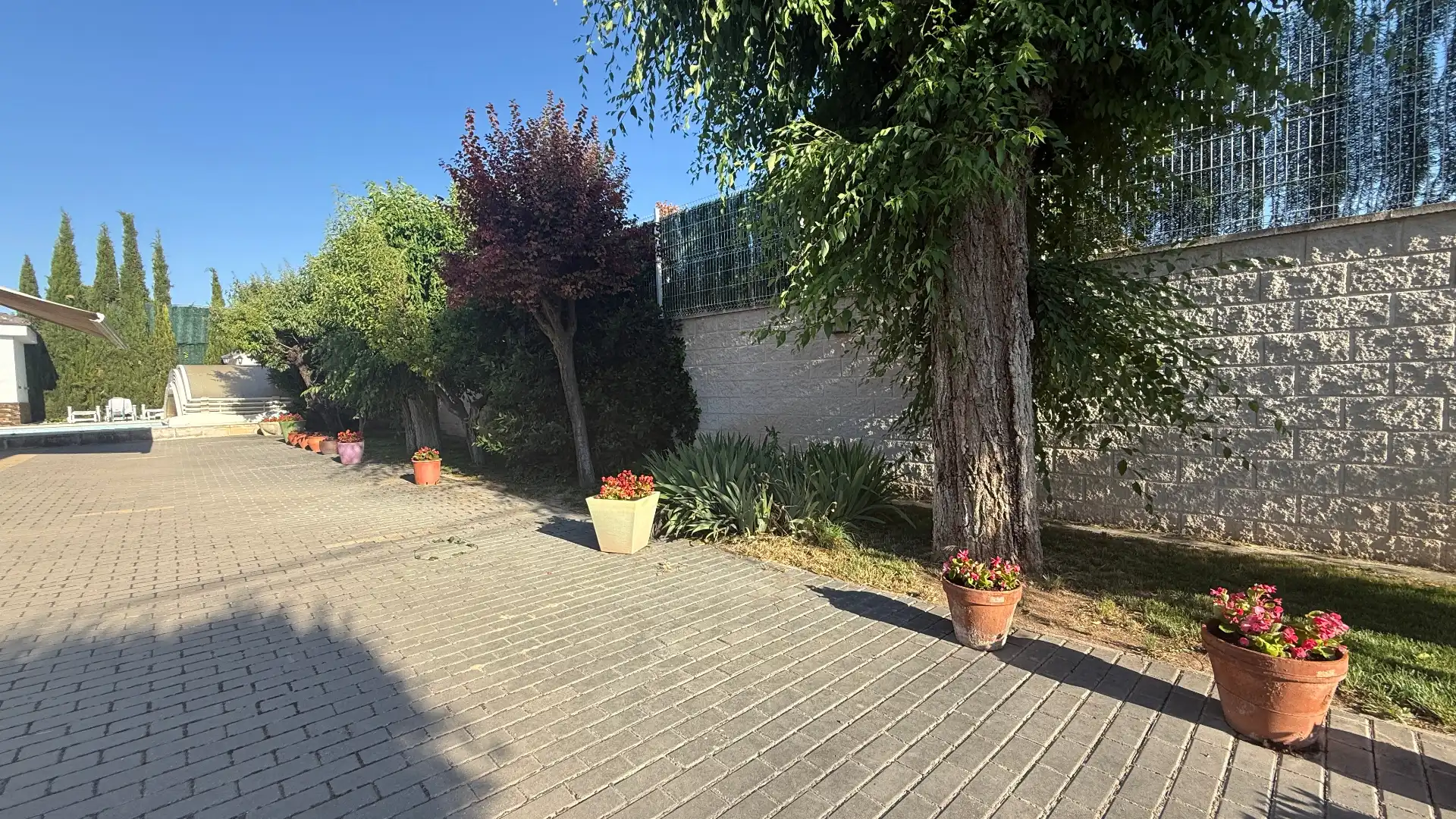 Parkplatz von Haus oder Chalet zum Verkauf in Albacete mit Klimaanlage, Heizung und Privatgarten