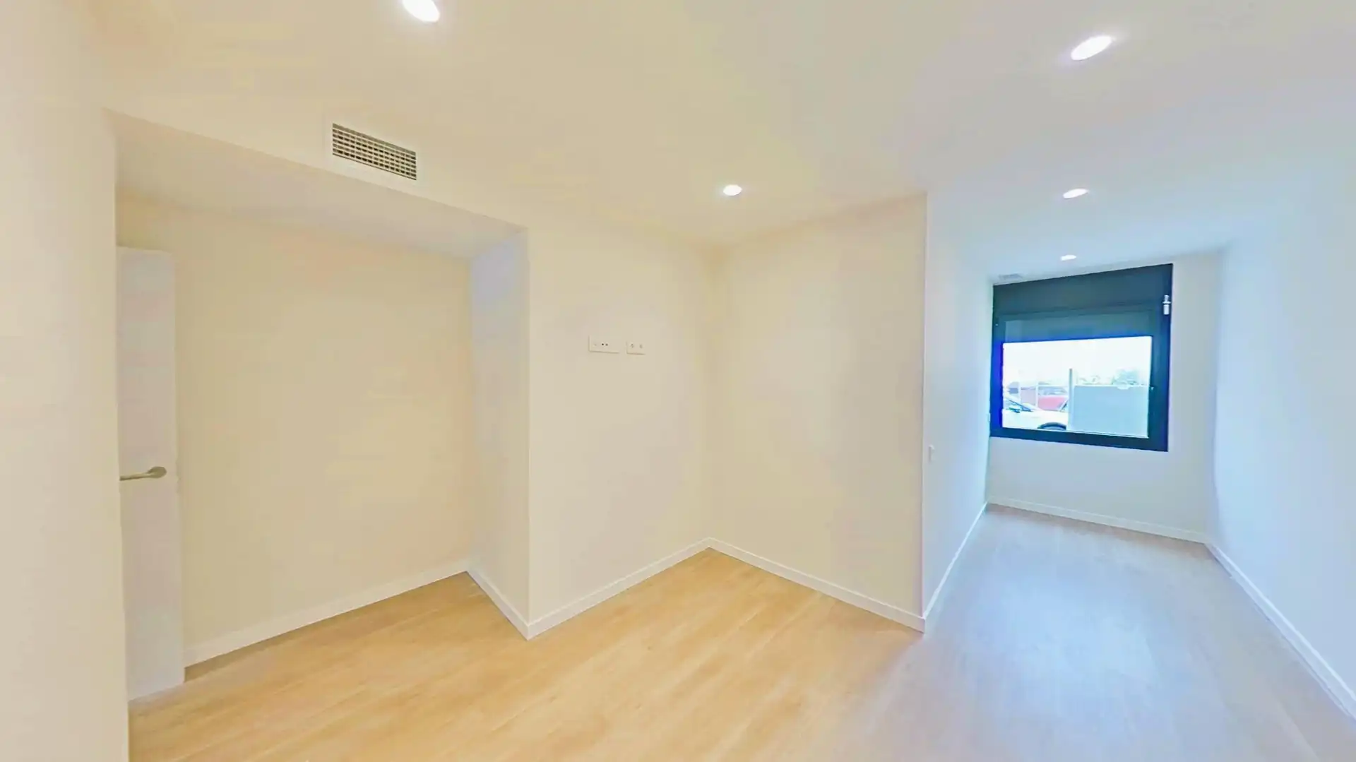Habitación de Planta baja en venta en Cubelles con Aire acondicionado, Calefacción y Jardín privado