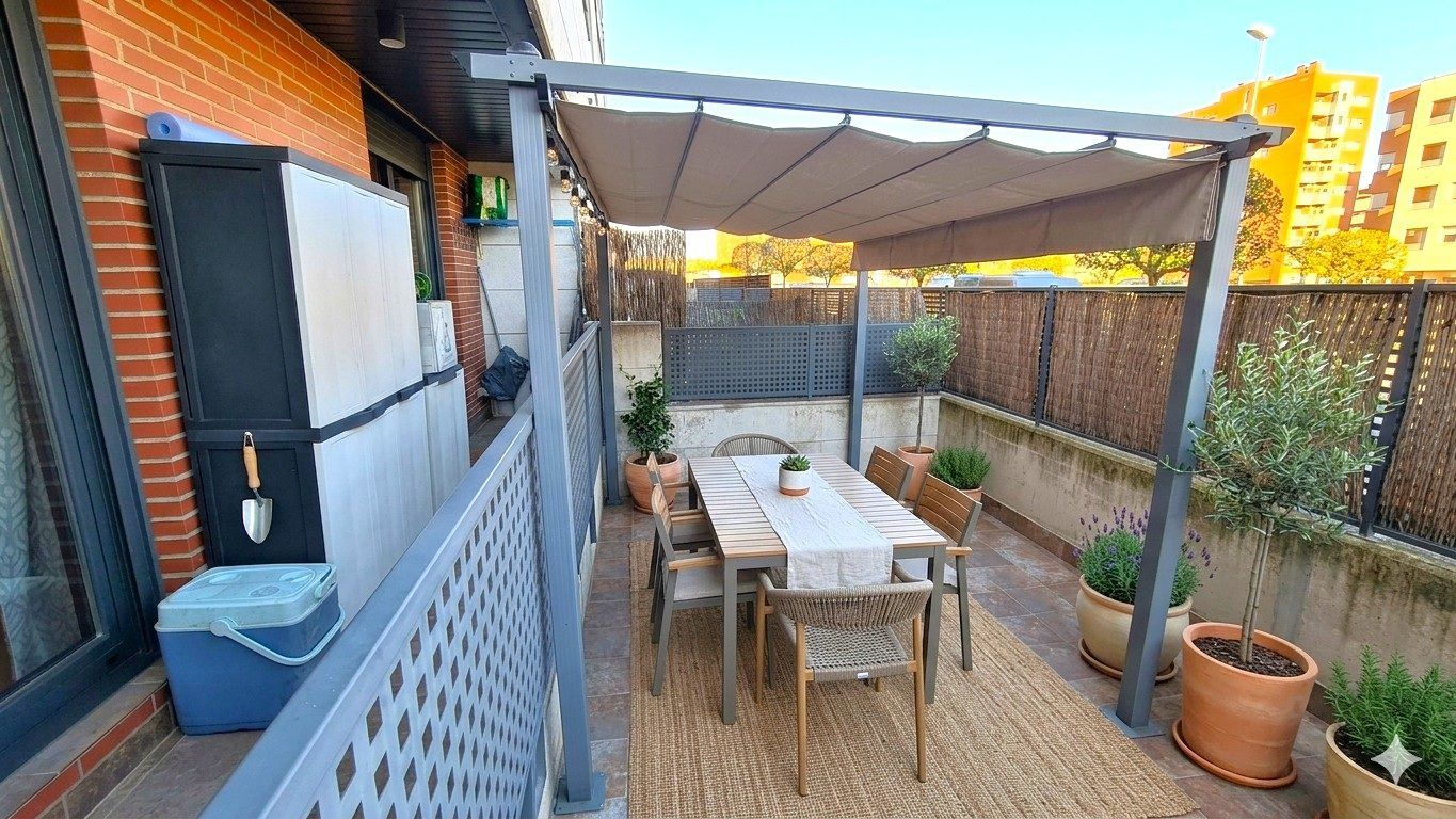 Terraza de Planta baja en venta en  Logroño con Calefacción, Parquet y Terraza
