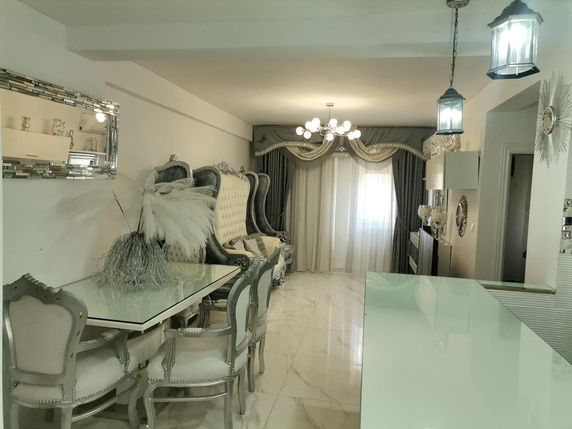 Comedor de Piso en venta en  Córdoba Capital con Aire acondicionado