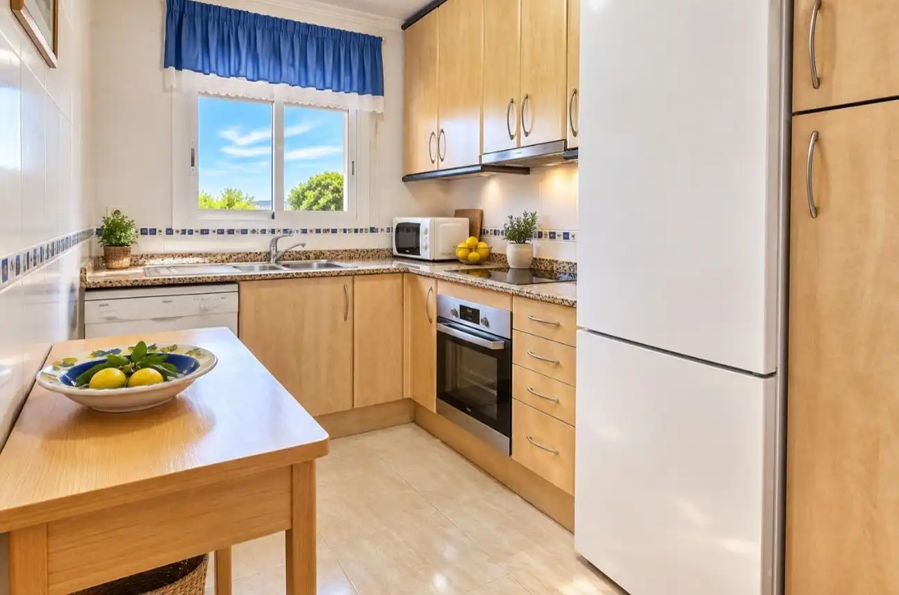 Flat with terrace for sale in Calle Canigo, imagen 4