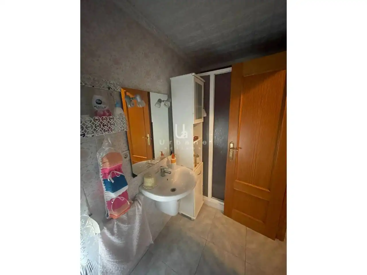 Bany de Casa o xalet en venda en Alzira amb Aire condicionat, Terrassa i Moblat