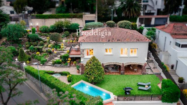 Casa-chalet en Alquiler en Esparver en Valldoreix