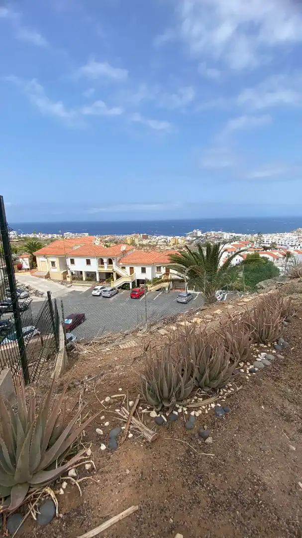 Vista exterior de Apartamento en venta en Adeje con Aire acondicionado, Jardín privado y Terraza