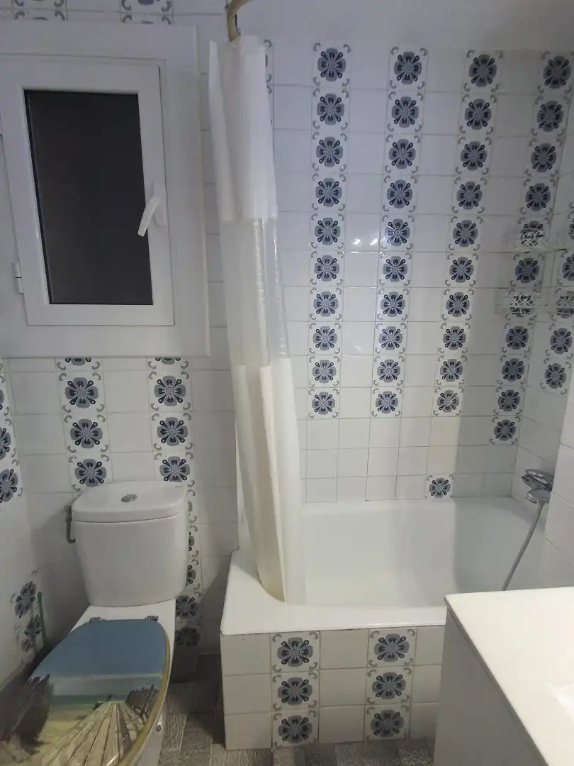 Baño de Piso en venta en Sitges con Aire acondicionado, Parquet y Horno