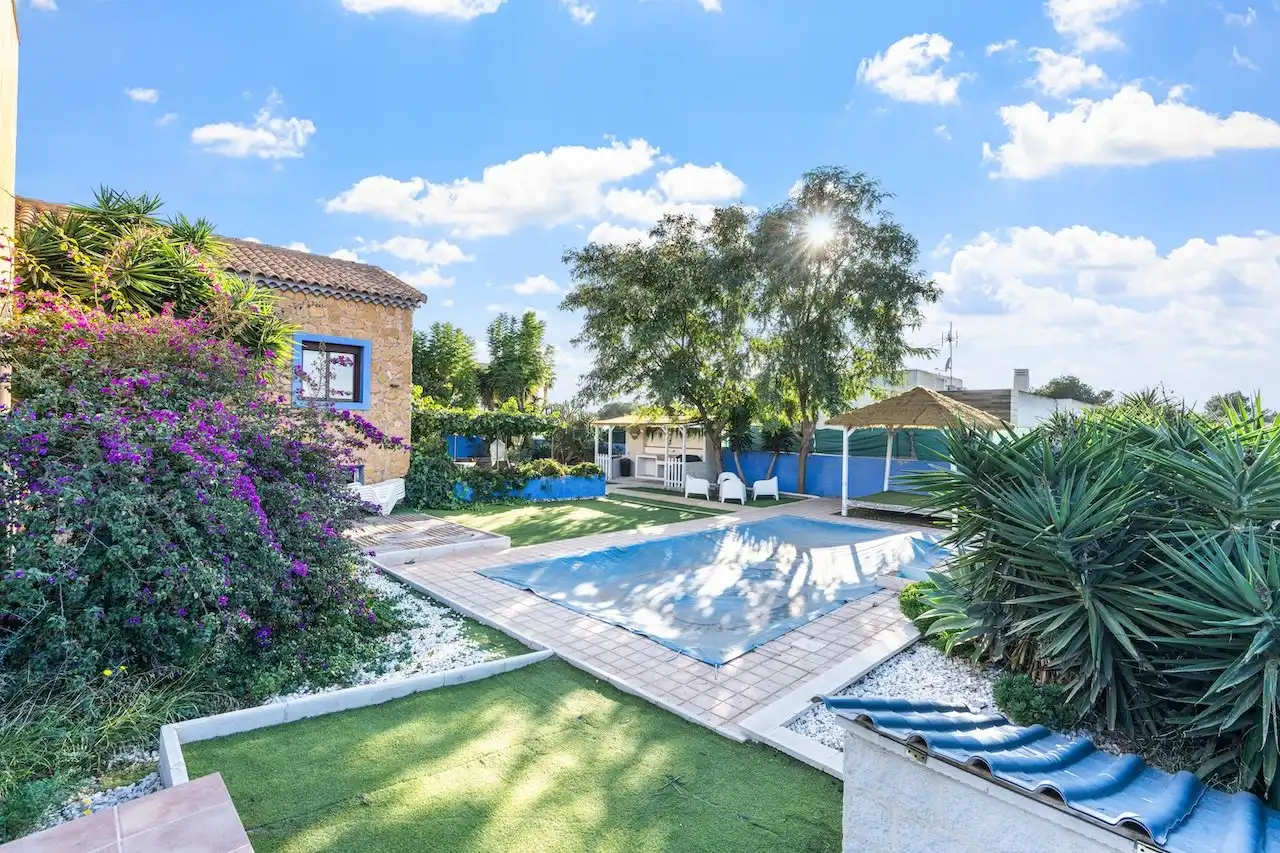 Villa avec piscine à vendre à Calle dEncarnita Alonso 12, imagen 2