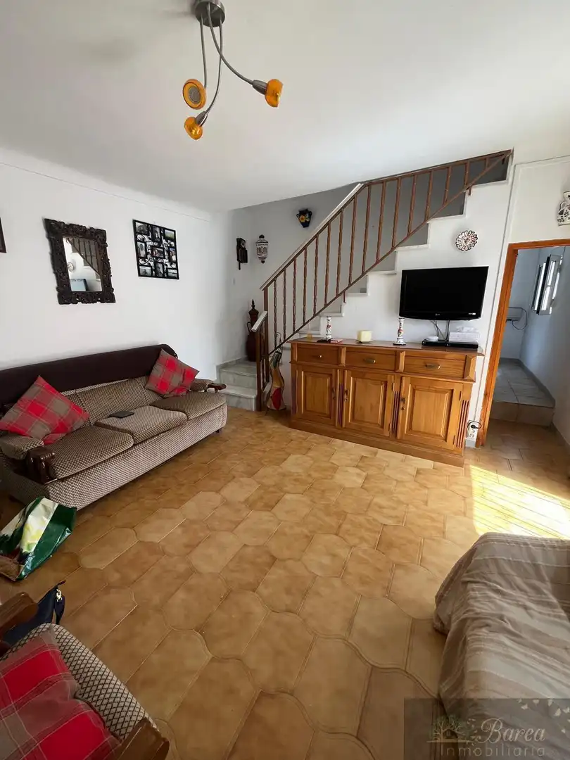 House with terrace for sale in Iznájar