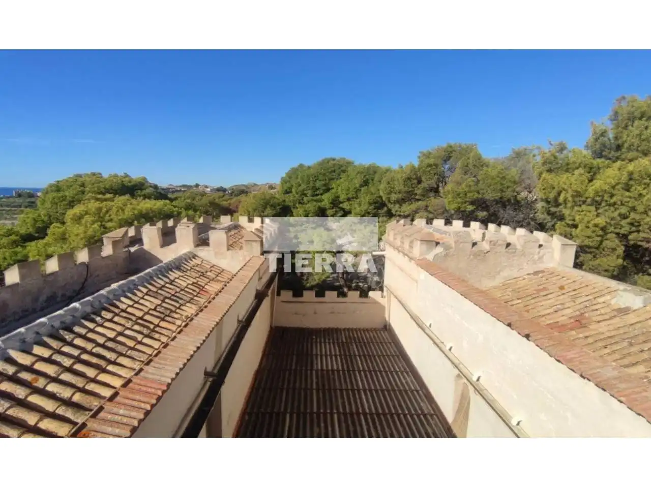 Vista exterior de Edifici en venda en Villajoyosa / La Vila Joiosa