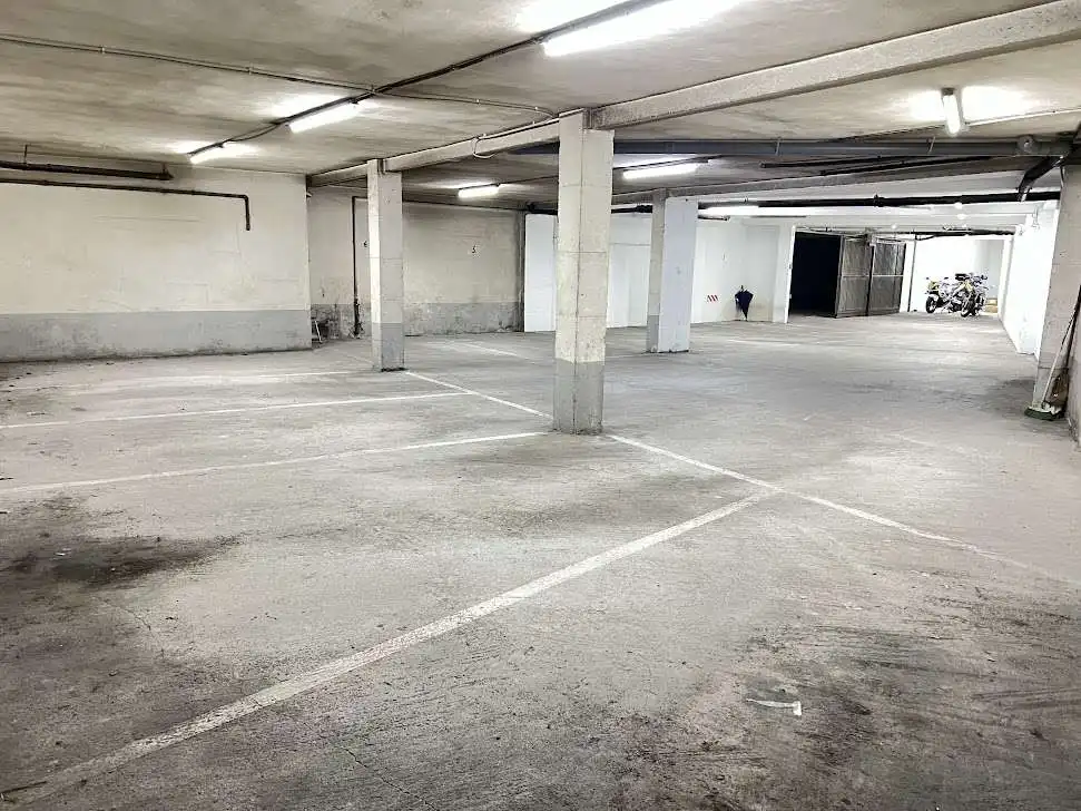 Parcheggio in affitto a Lugones, imagen 2