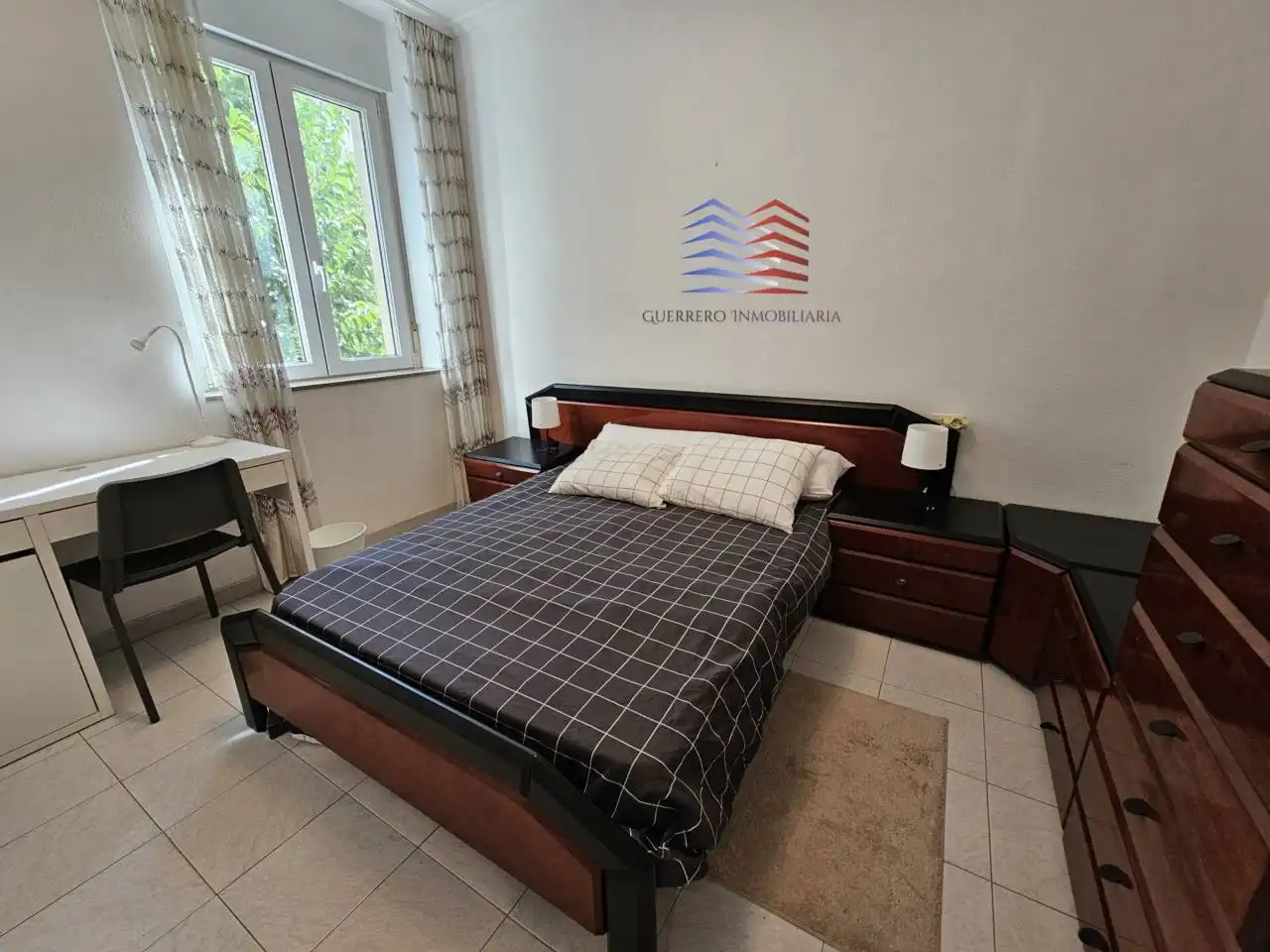 Habitación de Piso de alquiler en Ourense Capital  con Calefacción, Amueblado y Balcón