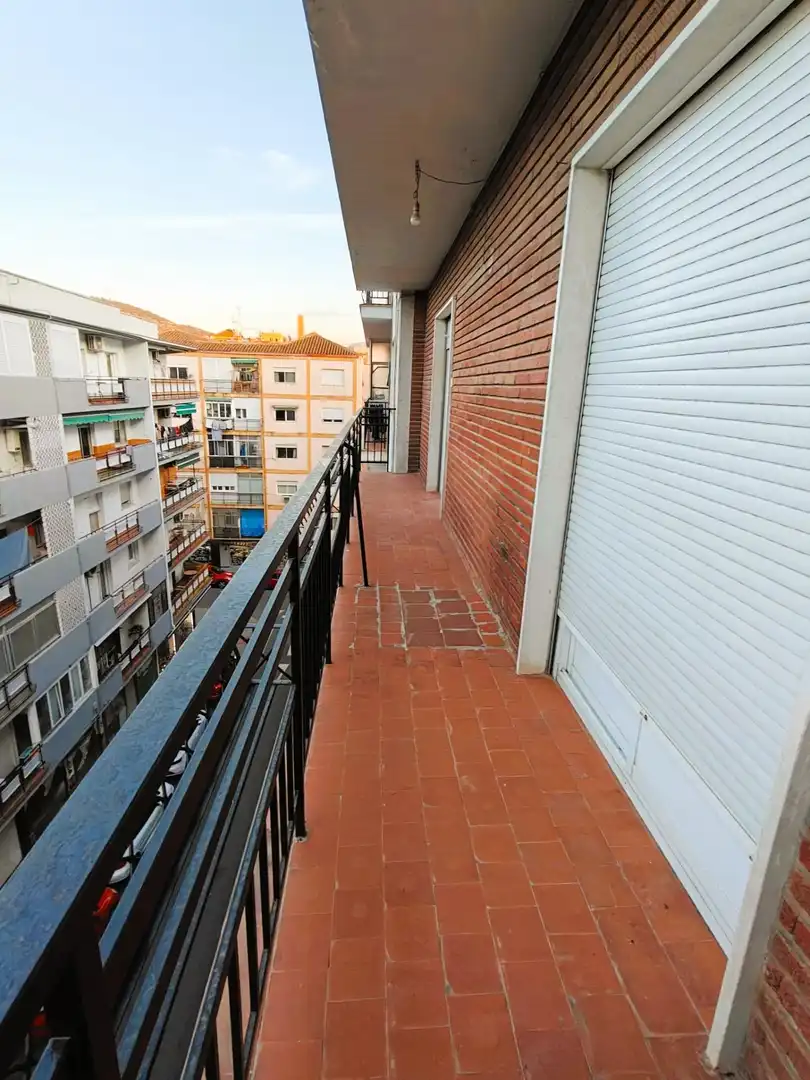 Room in Calle Dr, Pareja Yebenes, Plaza de Toros