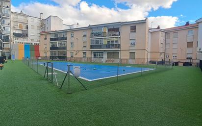 Piscina de Pis en venda en Ávila Capital amb Piscina