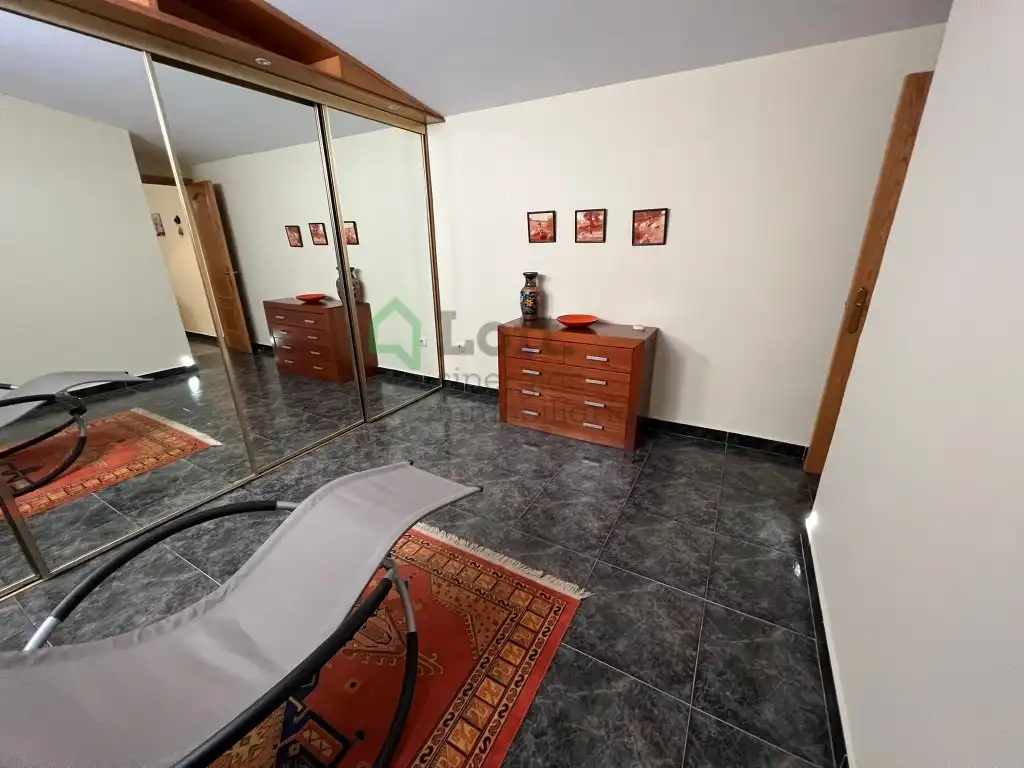 Schlafzimmer von Gebäude zum Verkauf in Badajoz