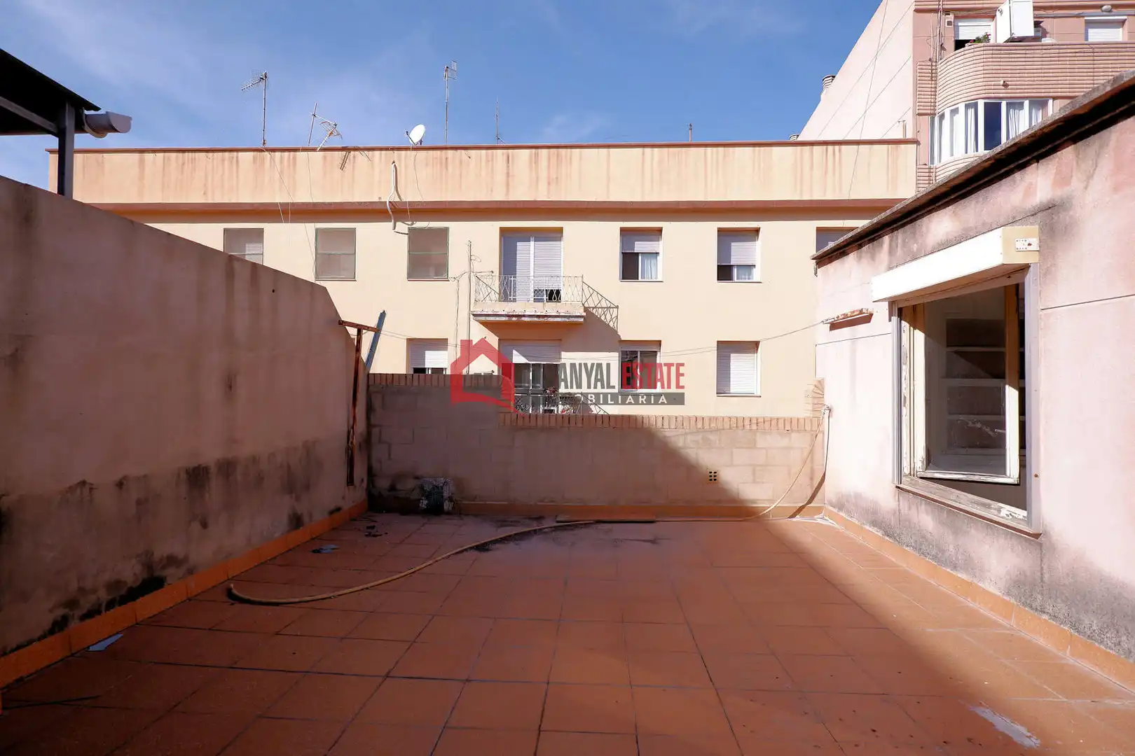 Vista exterior de Dúplex en venta en Sagunto / Sagunt con Terraza
