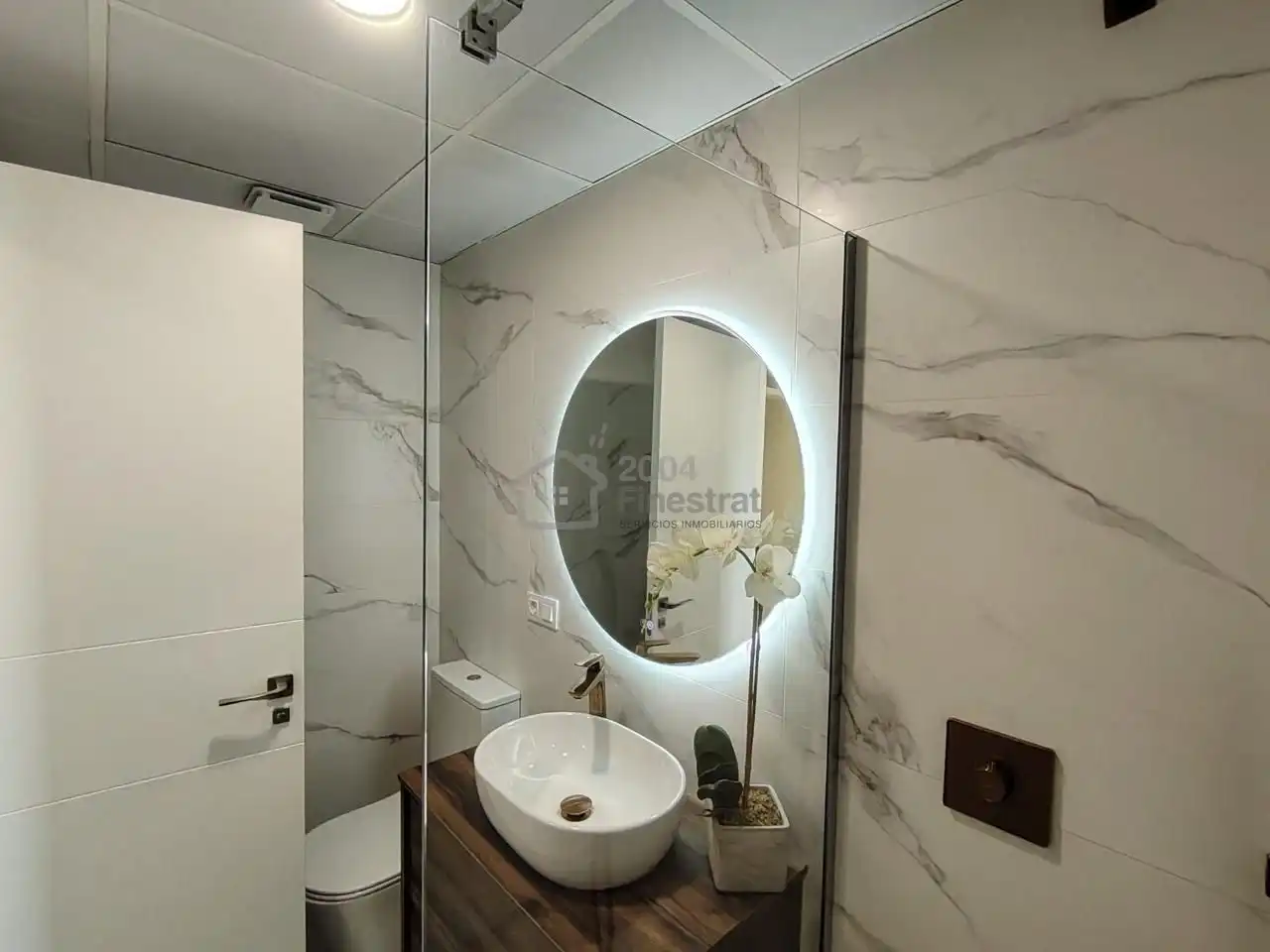 Badezimmer von Dachboden zum Verkauf in Villajoyosa / La Vila Joiosa mit Klimaanlage, Terrasse und Balkon