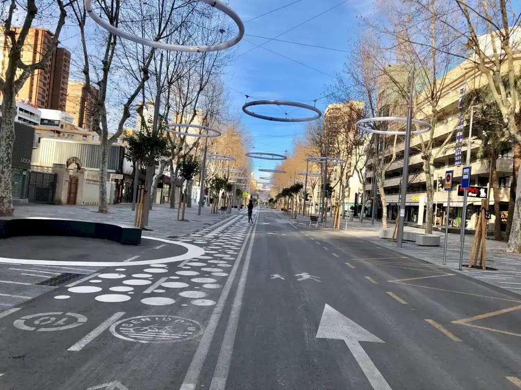 Local comercial en alquiler en Playa de Levante