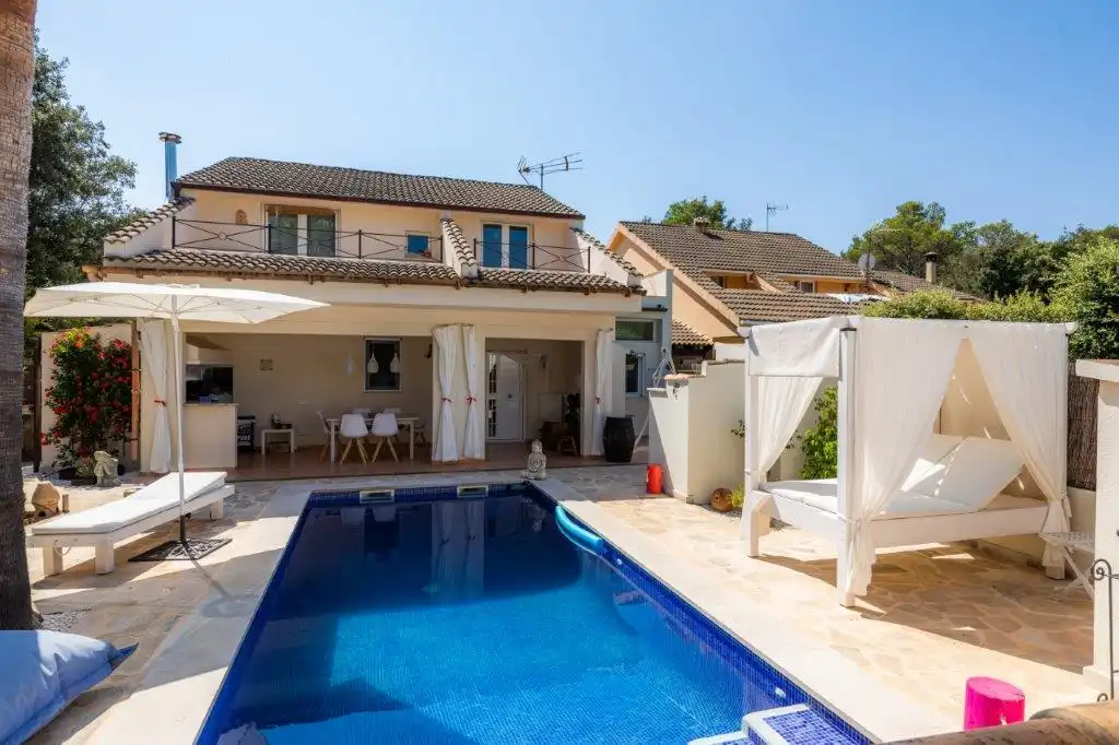 Swimming pool of Houses for sale in Pollença  with Air Conditioner, Heating and Private garden