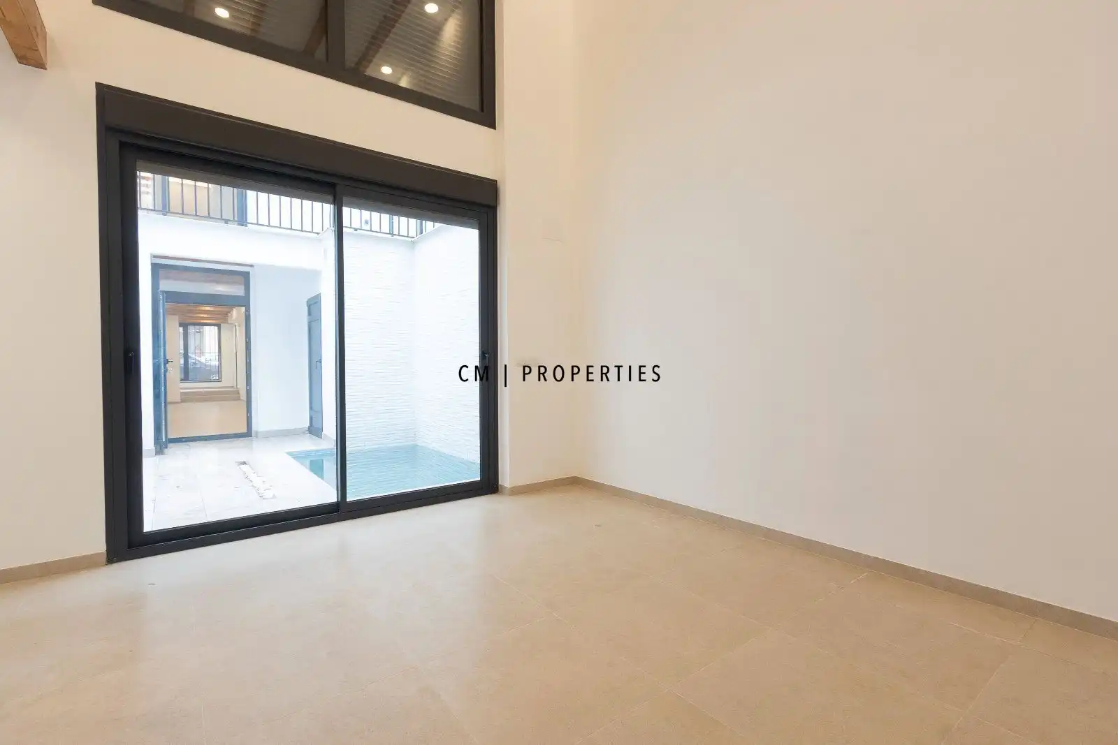 Exterior view of Flat for sale in Valencia  with Air Conditioner, Heating and Swimming Pool