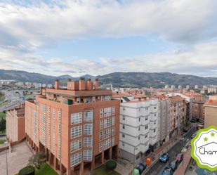 Vista exterior de Pis en venda en Barakaldo  amb Calefacció i Moblat