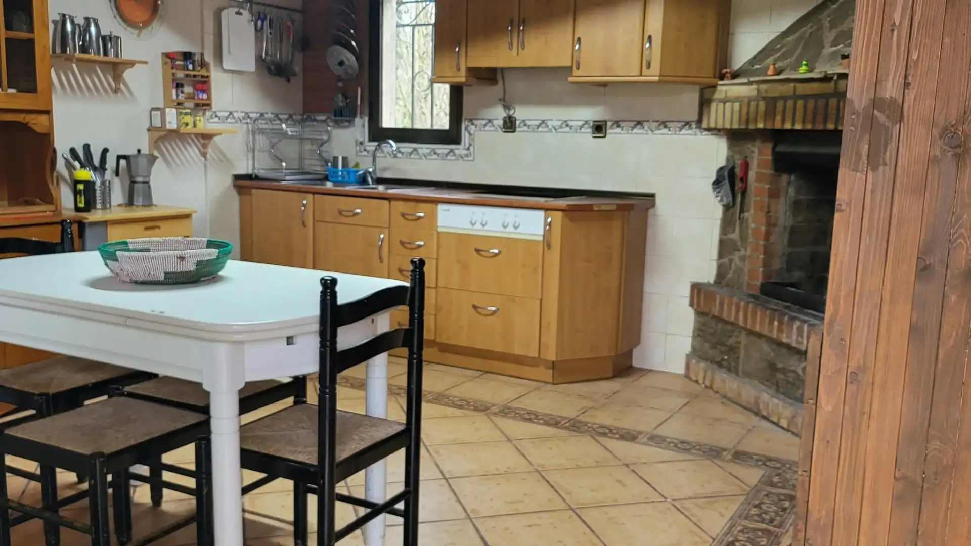 Kitchen of Land for sale in Hormilleja