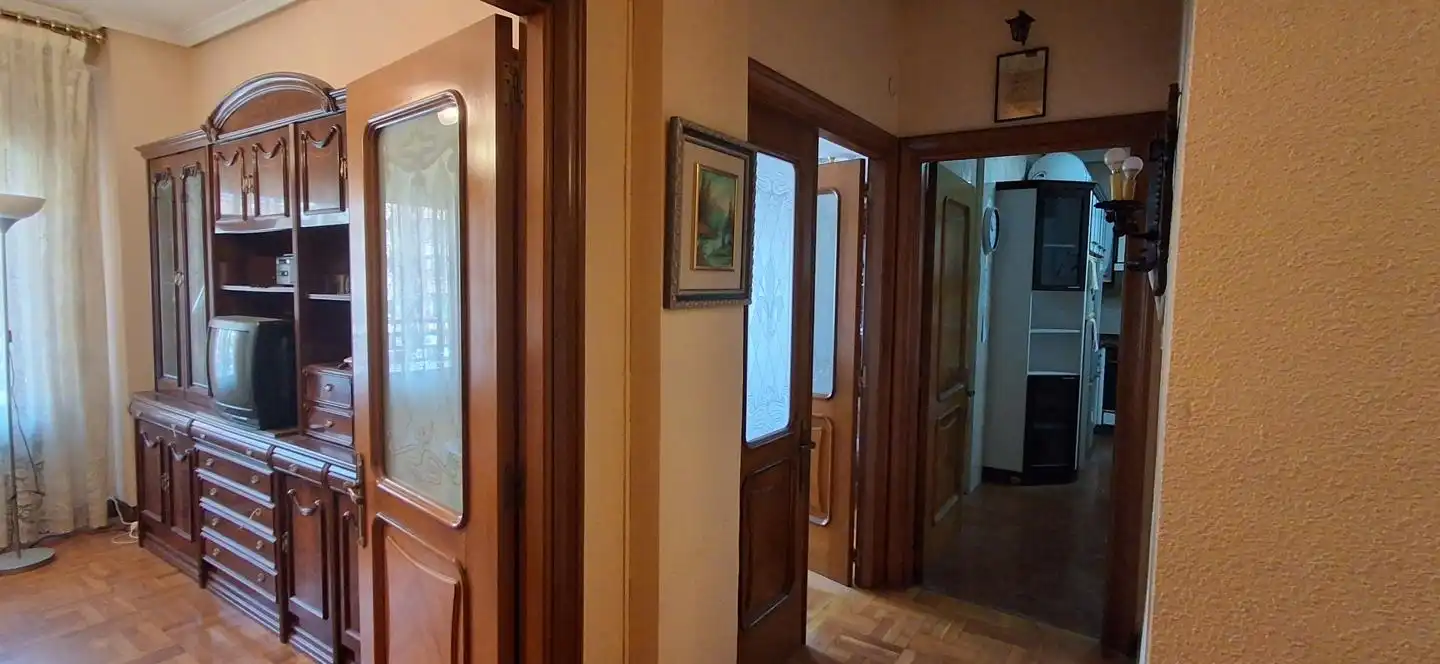 Flat for sale in Tudela  with Air Conditioner, Heating and Parquet flooring