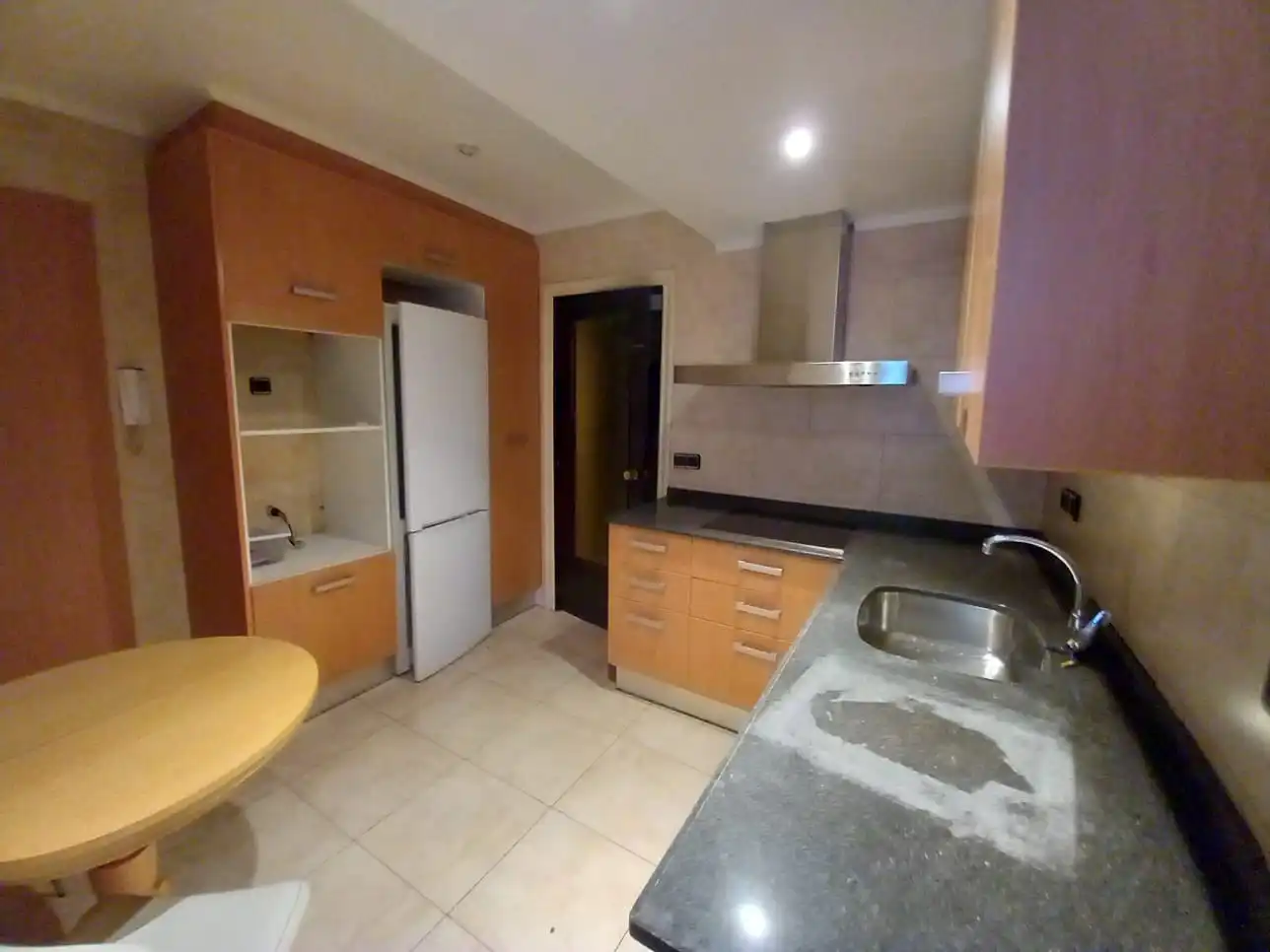 Cocina de Piso de alquiler en Lleida con Aire acondicionado, Calefacción y Piscina