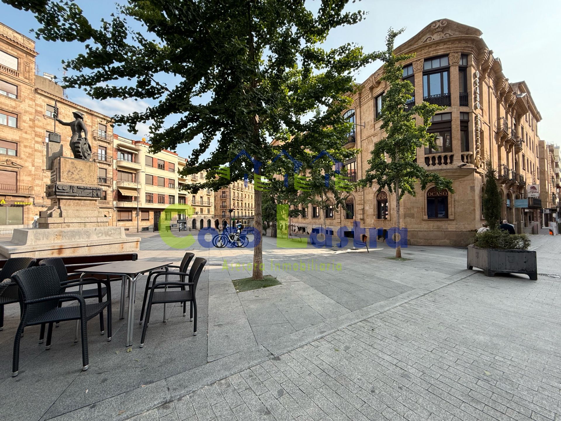 Terrassa de Pis de lloguer en Salamanca Capital amb Calefacció, Moblat i Forn