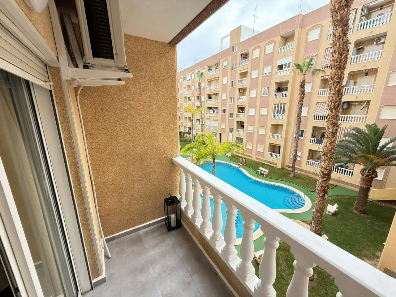 Terrassa de Pis en venda en Torrevieja amb Aire condicionat, Calefacció i Terrassa