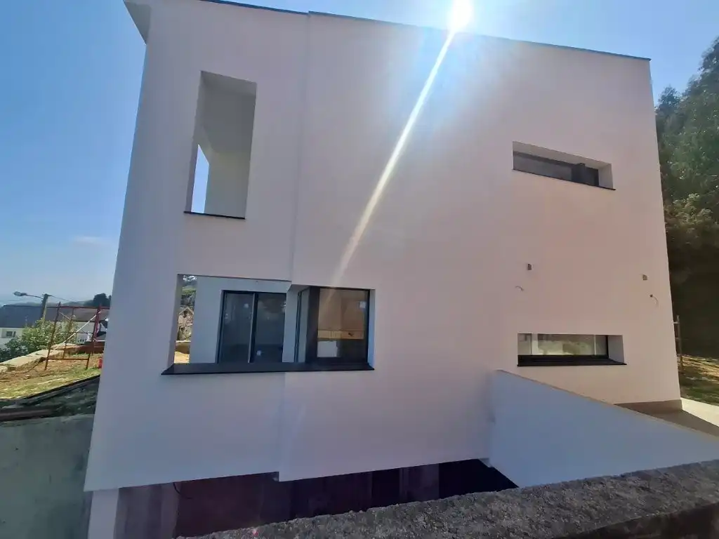 Vista exterior de Casa o xalet en venda en Foz amb Jardí privat, Terrassa i Traster