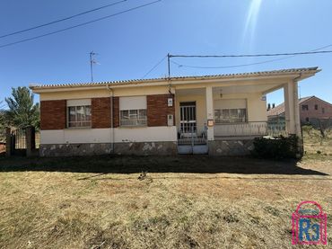 Haus zum Verkauf in Santovenia de la Valdoncina