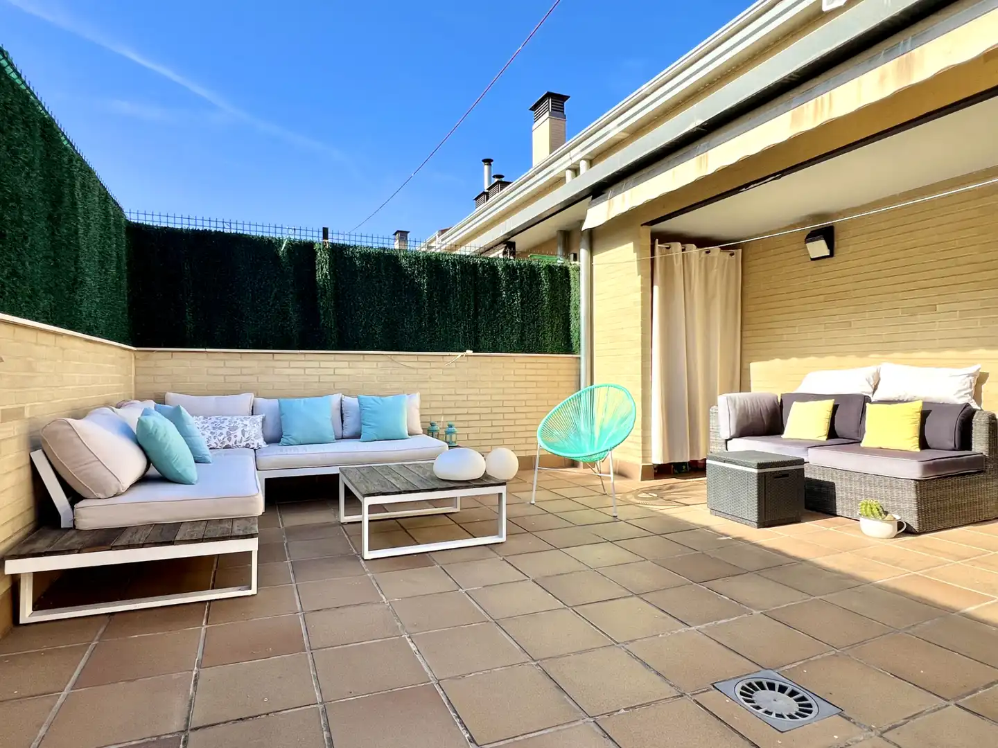 Terrassa de Casa o xalet en venda en Haro amb Calefacció, Jardí privat i Parquet