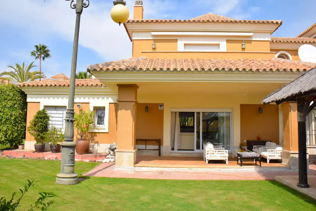 Maison mitoyenne à vendre à Río Real - Los Monteros, imagen 2