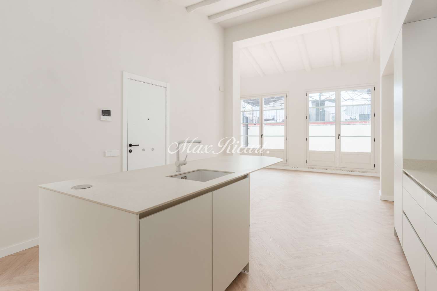 Kitchen of Attic for sale in  Barcelona Capital  with Air Conditioner, Heating and Terrace