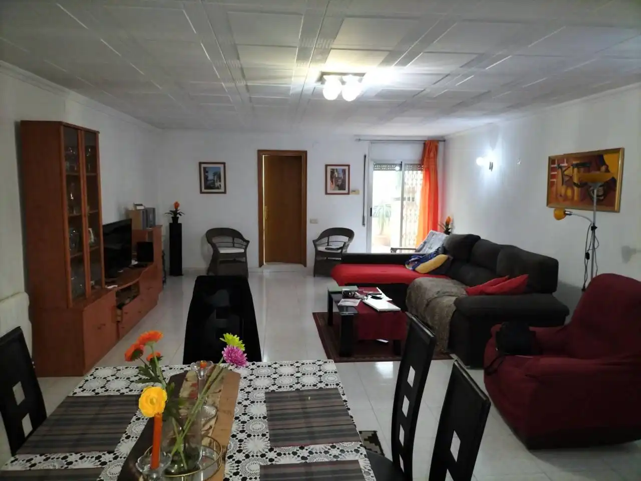 Sala d'estar de Casa o xalet en venda en Terrassa amb Calefacció i Terrassa