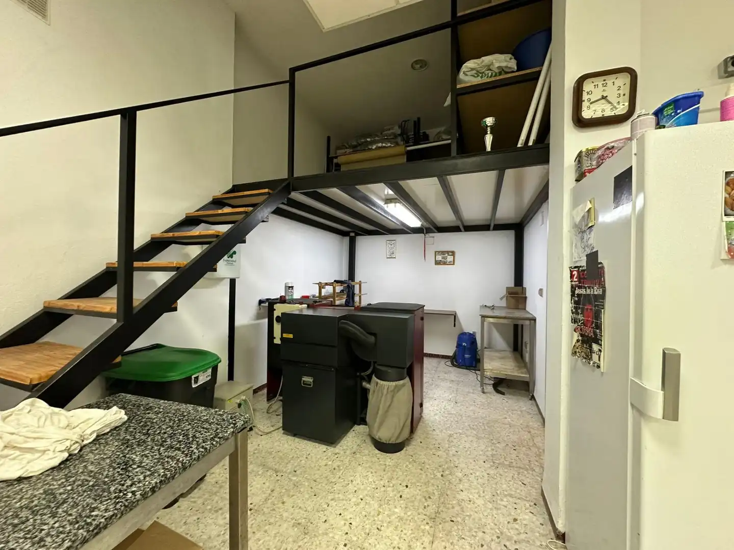 Local en venta en Ubrique con Aire acondicionado