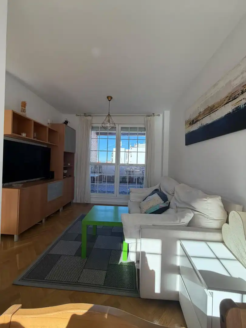Wohnung zur Miete in Calle MARQUES DE VIANA, Valdeacederas