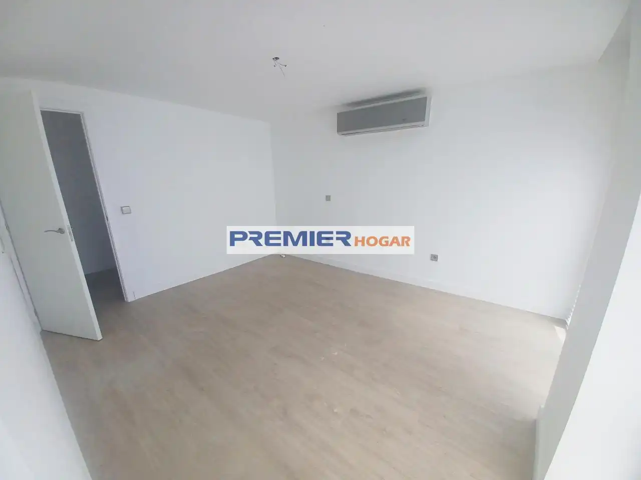 Dúplex con jardín en venta en Calle Arquímedes, imagen 8