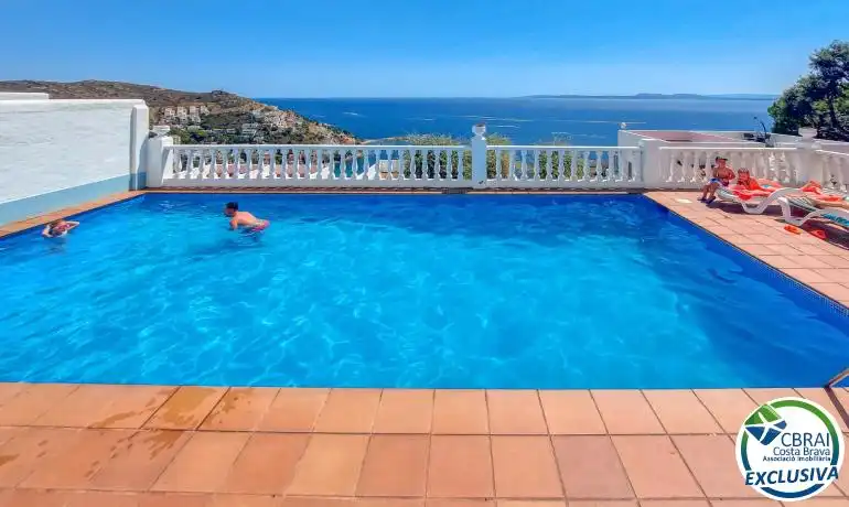 Piscina de Finca rústica en venta en Roses con Calefacción, Amueblado y Piscina comunitaria