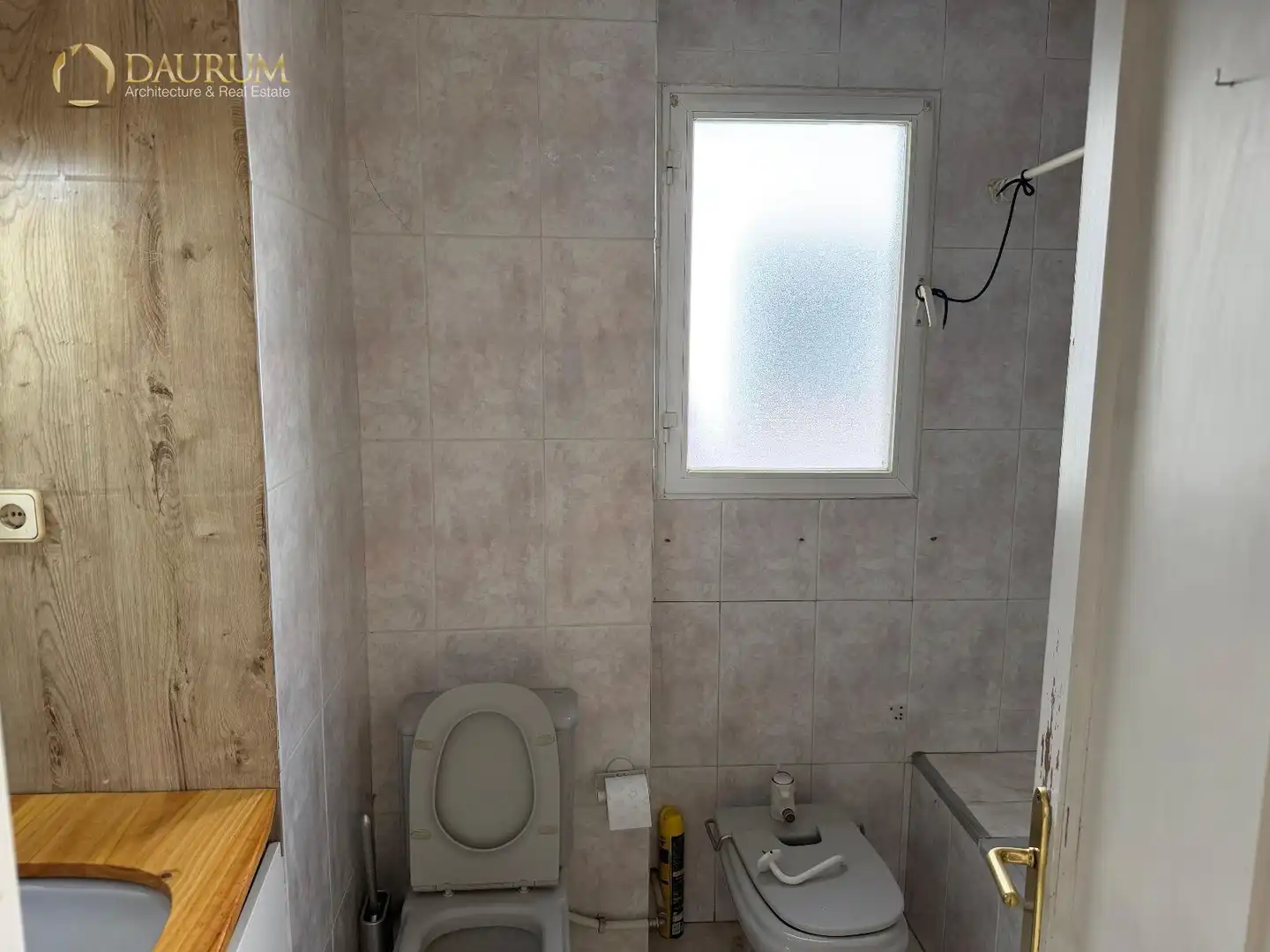 Bathroom of Attic for sale in Madrid  with Heating and Terrace