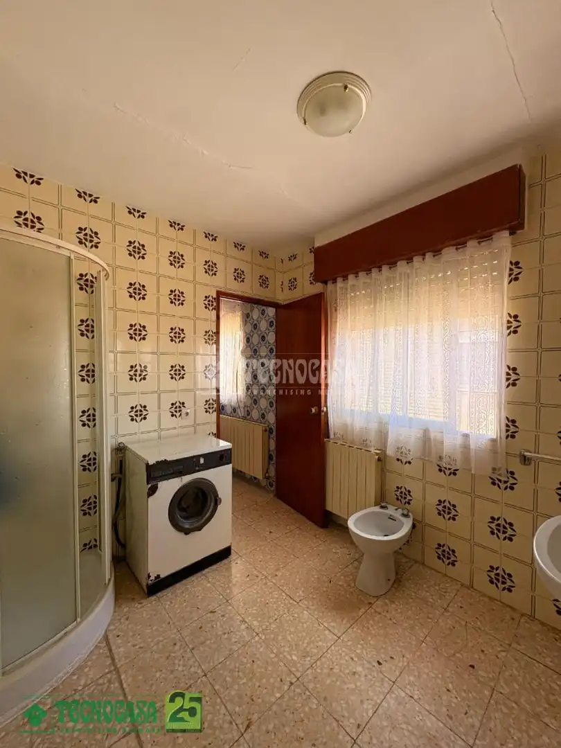 Habitación de Piso en venta en Dosbarrios con Calefacción